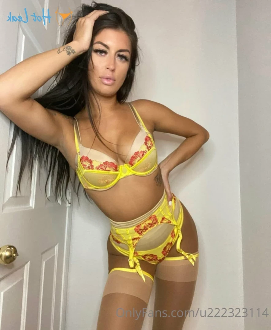 Lucy [ lucymomma ] Onlyfans leaked photo 13456361 on Hotleaks.tv