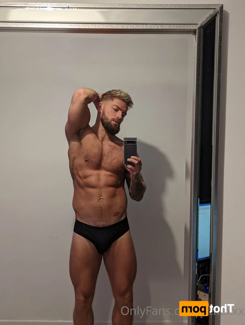 Fit Scott Flex [ fitscottflex ] Onlyfans leaked photo 10931379 on Hotleaks.tv