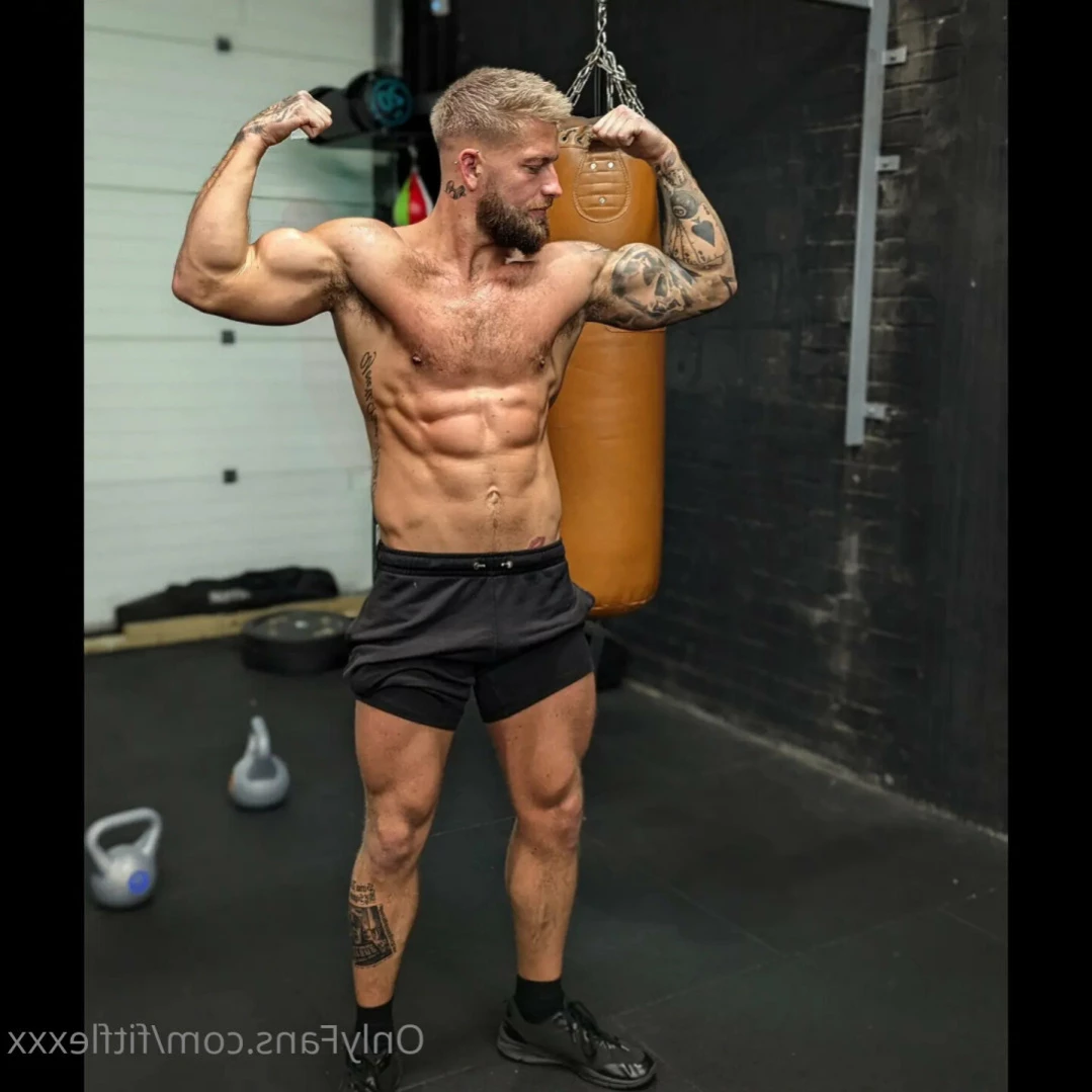 Fit Scott Flex [ fitscottflex ] Onlyfans leaked photo 12475920 on Hotleaks.tv