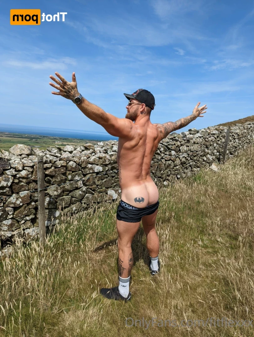Fit Scott Flex [ fitscottflex ] Onlyfans leaked photo 13999974 on Hotleaks.tv