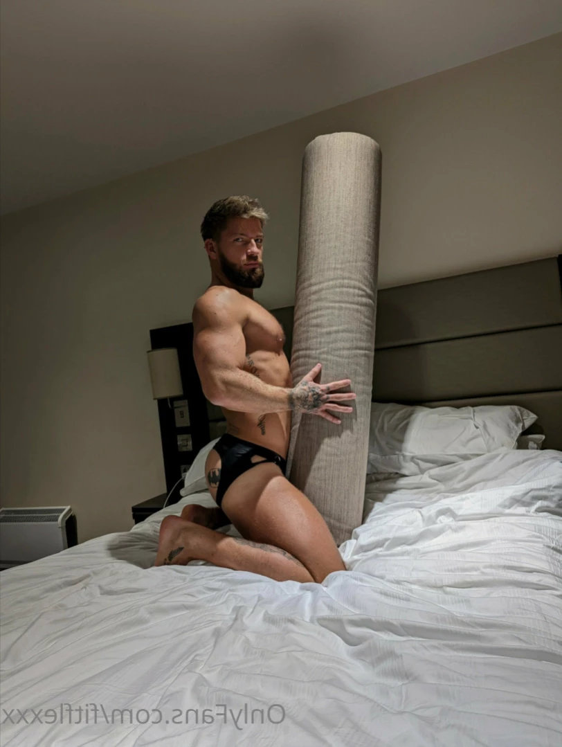 Fit Scott Flex [ fitscottflex ] Onlyfans leaked photo 14934707 on Hotleaks.tv