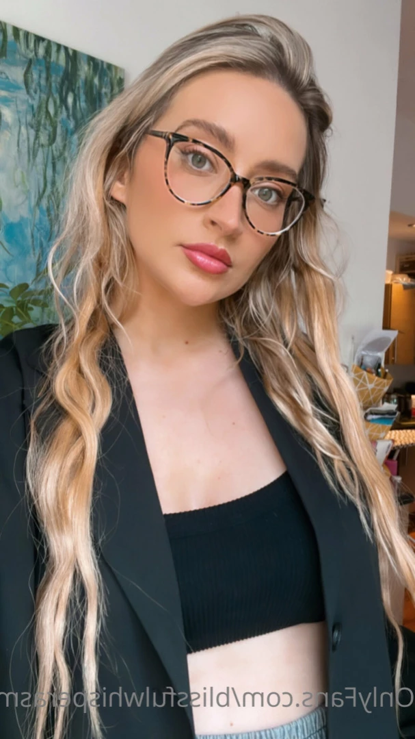 Blissful Whisper ASMR 🦋 [ blissfulwhisperasmr ] Onlyfans leaked photo 14024561 on Hotleaks.tv