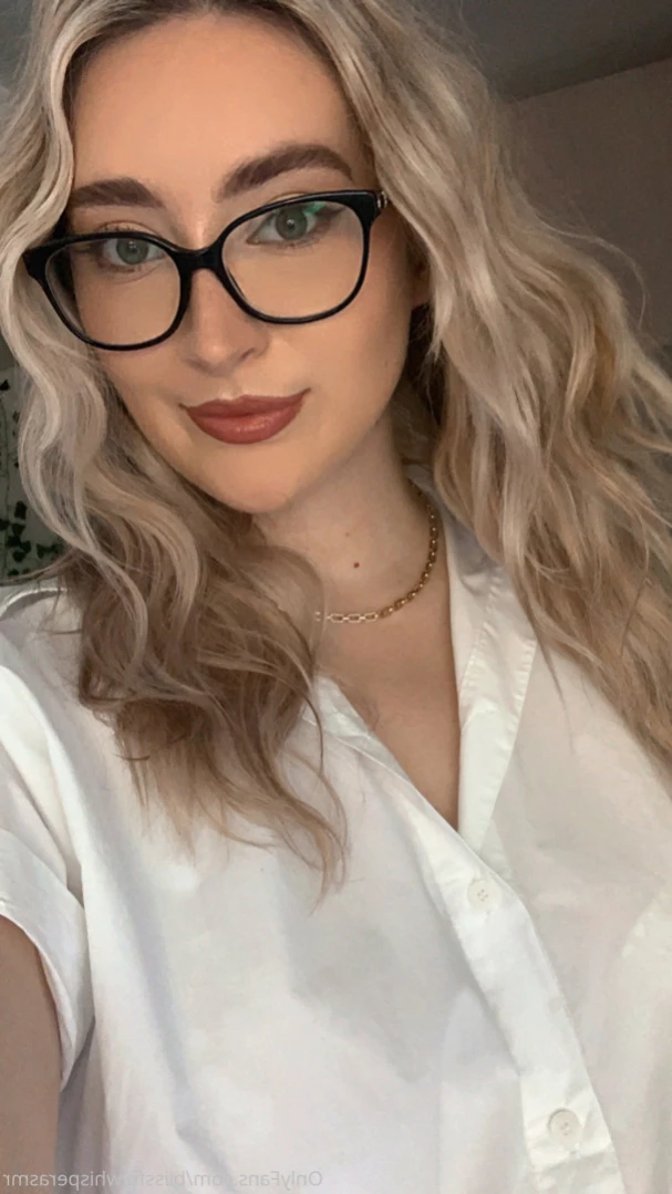 Blissful Whisper ASMR 🦋 [ blissfulwhisperasmr ] Onlyfans leaked photo 15533184 on Hotleaks.tv