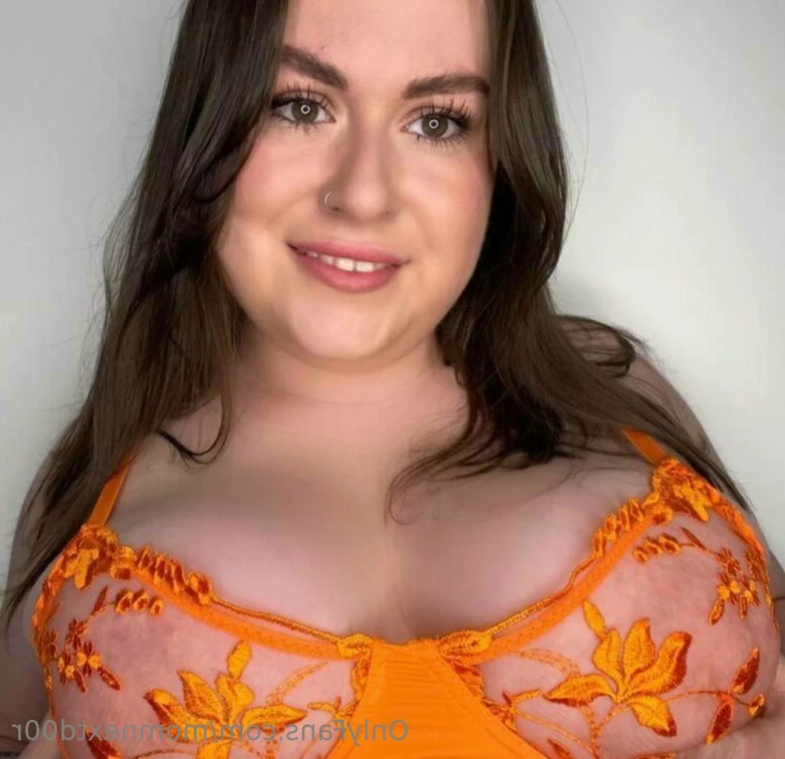 Mom Next Door 💋💕 Let’s Sext [ momnextd00r ] Onlyfans leaked photo 13096683 on Hotleaks.tv