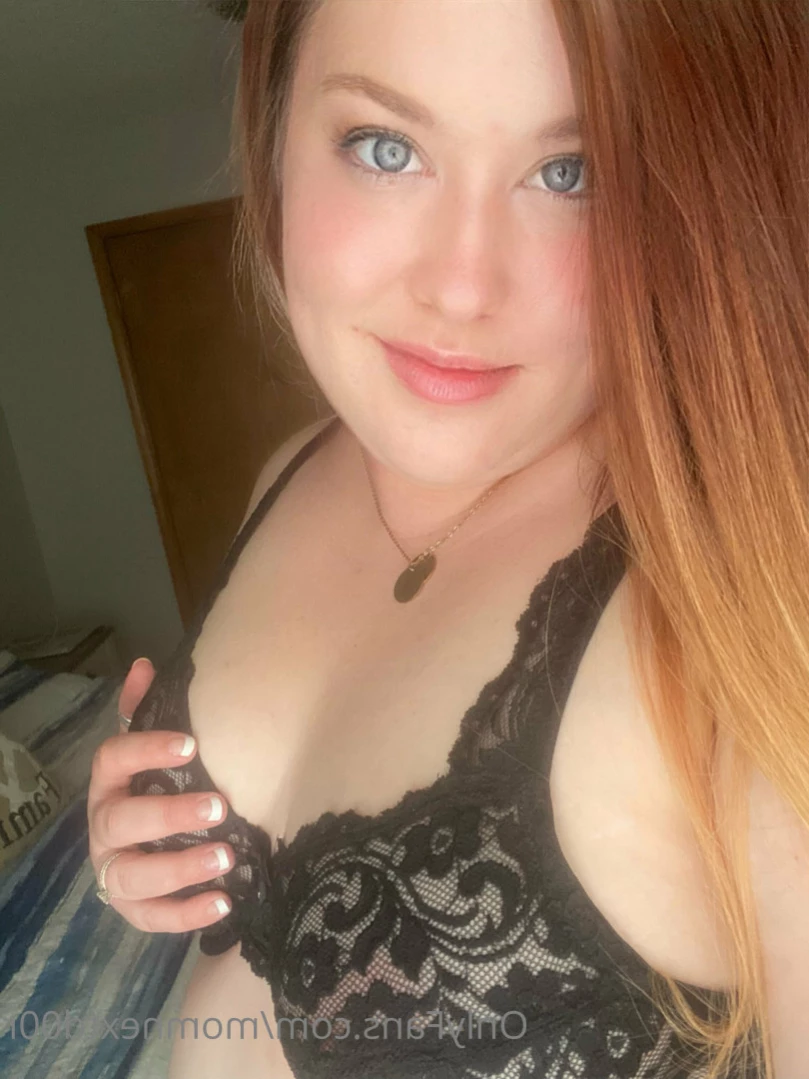 Mom Next Door 💋💕 Let’s Sext [ momnextd00r ] Onlyfans leaked photo 15044402 on Hotleaks.tv