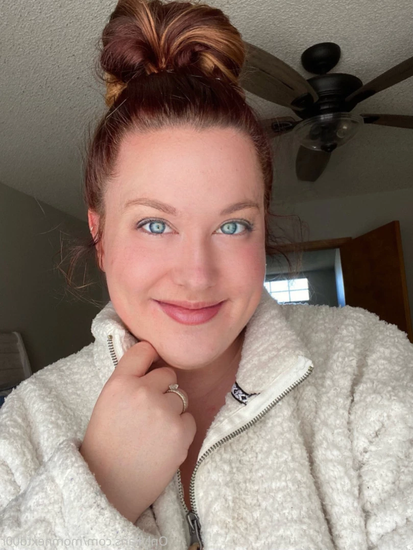 Mom Next Door 💋💕 Let’s Sext [ momnextd00r ] Onlyfans leaked photo 16026726 on Hotleaks.tv