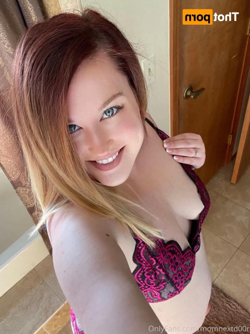 Mom Next Door 💋💕 Let’s Sext [ momnextd00r ] Onlyfans leaked photo 16401896 on Hotleaks.tv