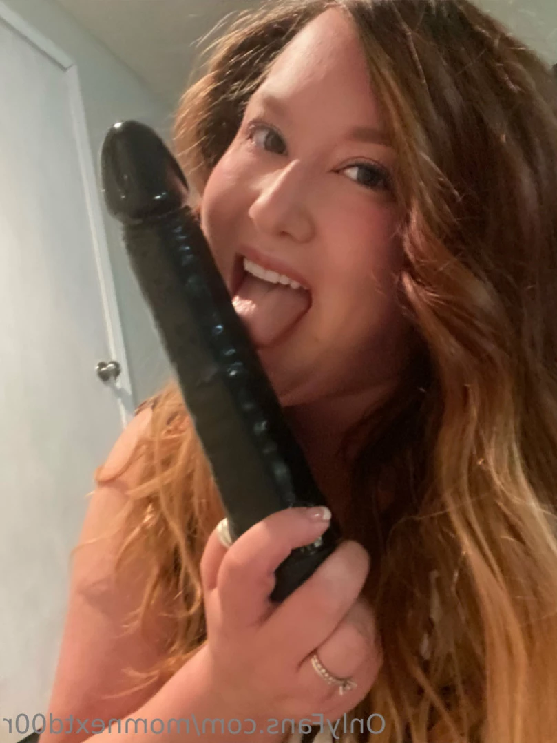 Mom Next Door 💋💕 Let’s Sext [ momnextd00r ] Onlyfans leaked photo 16401960 on Hotleaks.tv