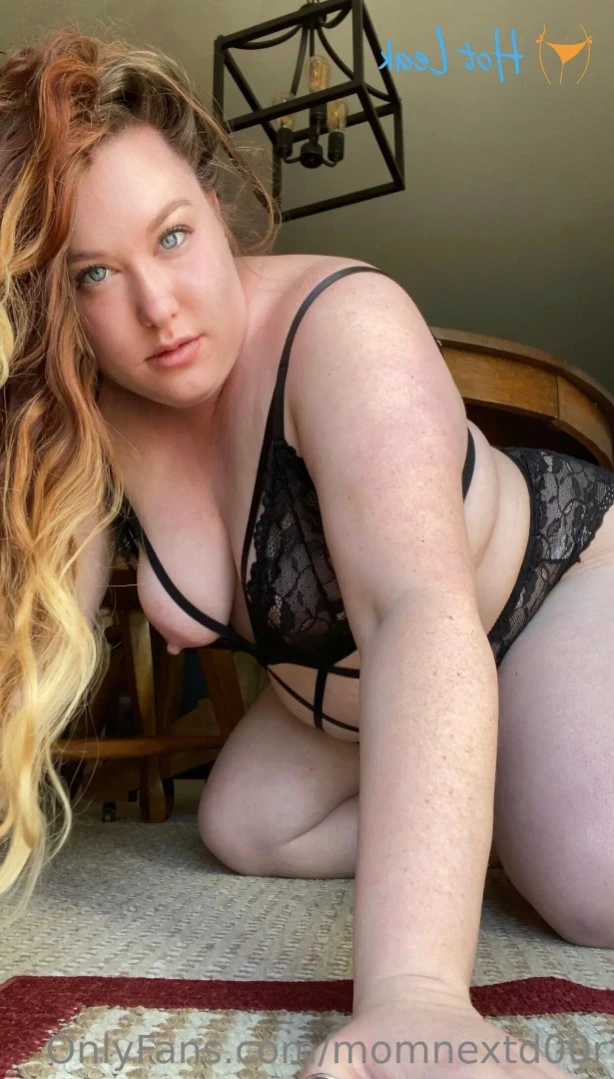 Mom Next Door 💋💕 Let’s Sext [ momnextd00r ] Onlyfans leaked photo 16401969 on Hotleaks.tv