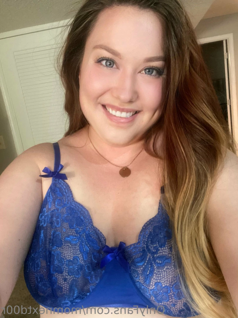 Mom Next Door 💋💕 Let’s Sext [ momnextd00r ] Onlyfans leaked photo 16401970 on Hotleaks.tv