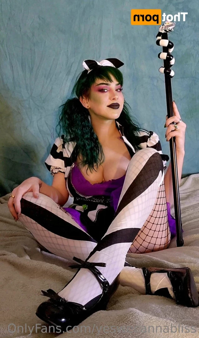 𝔖𝔞𝔱𝔦𝔳𝔞 𝔇𝔬𝔪𝔦𝔫𝔞𝔫𝔱 [ yeswecannabliss ] Onlyfans leaked photo 11894132 on Hotleaks.tv