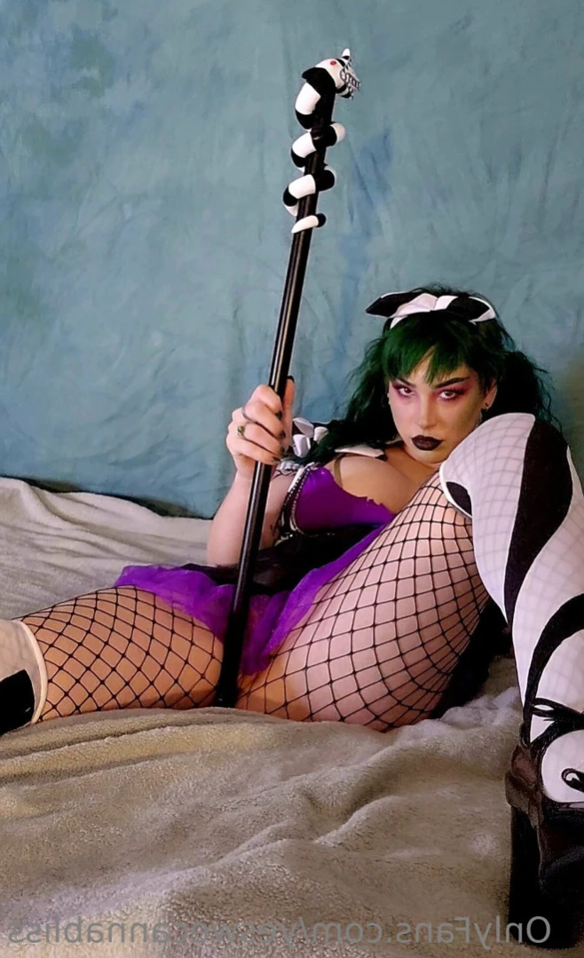 𝔖𝔞𝔱𝔦𝔳𝔞 𝔇𝔬𝔪𝔦𝔫𝔞𝔫𝔱 [ yeswecannabliss ] Onlyfans leaked photo 14590075 on Hotleaks.tv