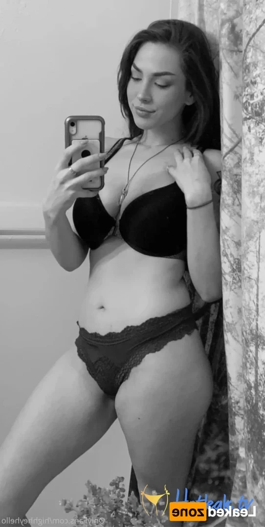 𝔖𝔞𝔱𝔦𝔳𝔞 𝔇𝔬𝔪𝔦𝔫𝔞𝔫𝔱 [ yeswecannabliss ] Onlyfans leaked photo 16279675 on Hotleaks.tv