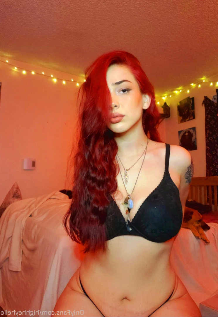 𝔖𝔞𝔱𝔦𝔳𝔞 𝔇𝔬𝔪𝔦𝔫𝔞𝔫𝔱 [ yeswecannabliss ] Onlyfans leaked photo 16279893 on Hotleaks.tv