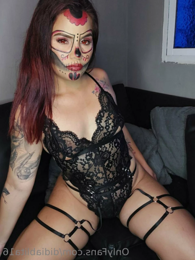 𝕍𝕚𝕕𝕖𝕠𝕔𝕒𝕝𝕝 𝕢𝕦𝕖𝕖𝕟 🔥😈 [ curvybunny91 ] Onlyfans leaked photo 14406449 on Hotleaks.tv