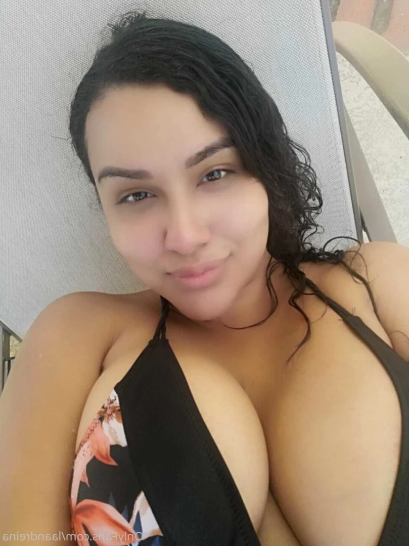 𝕍𝕚𝕕𝕖𝕠𝕔𝕒𝕝𝕝 𝕢𝕦𝕖𝕖𝕟 🔥😈 [ curvybunny91 ] Onlyfans leaked photo 16351909 on Hotleaks.tv
