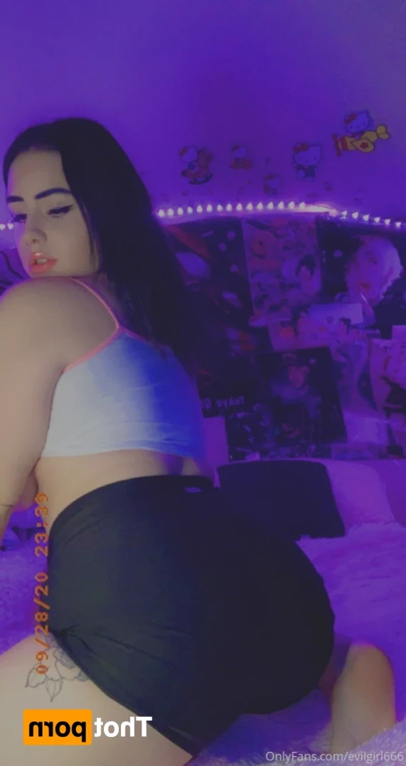 evilgirl666 Onlyfans leaked photo 15679444 on Hotleaks.tv