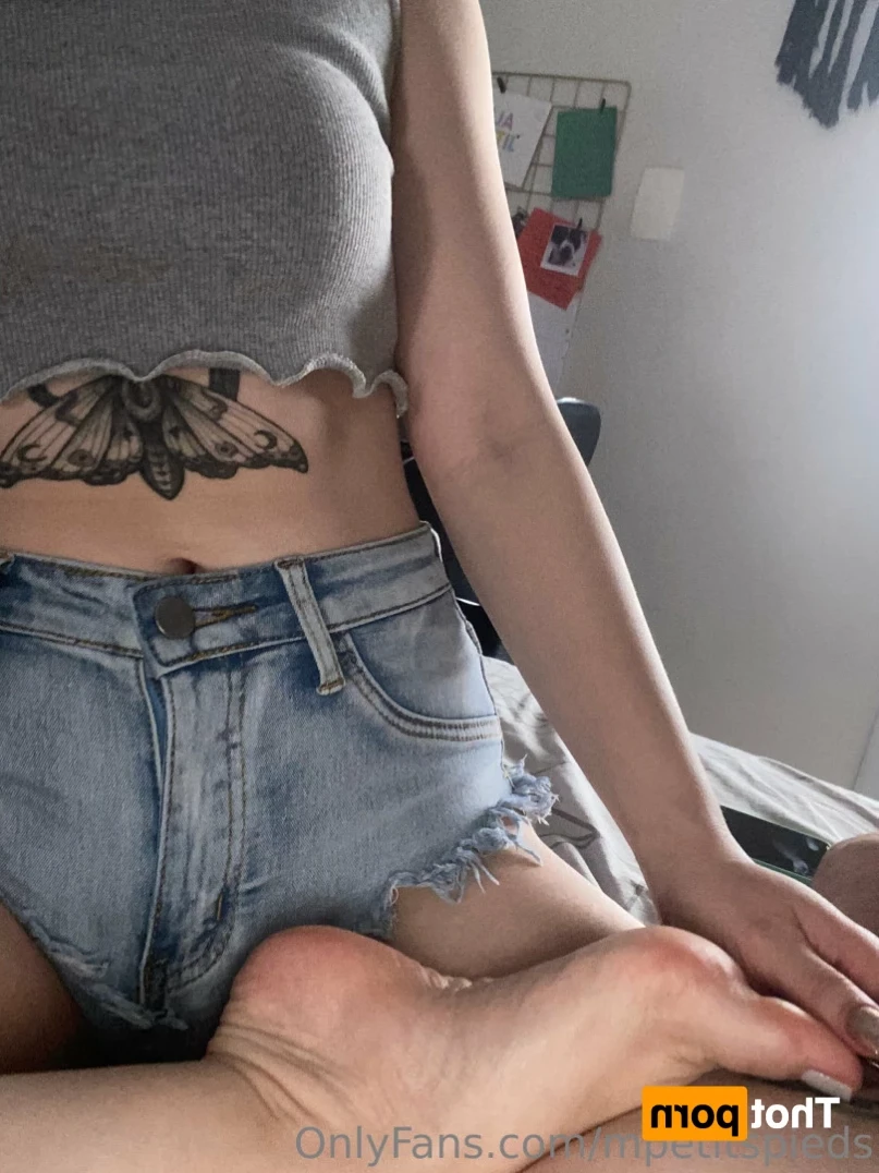 Ana [ mpetitspieds ] Onlyfans leaked photo 15194339 on Hotleaks.tv