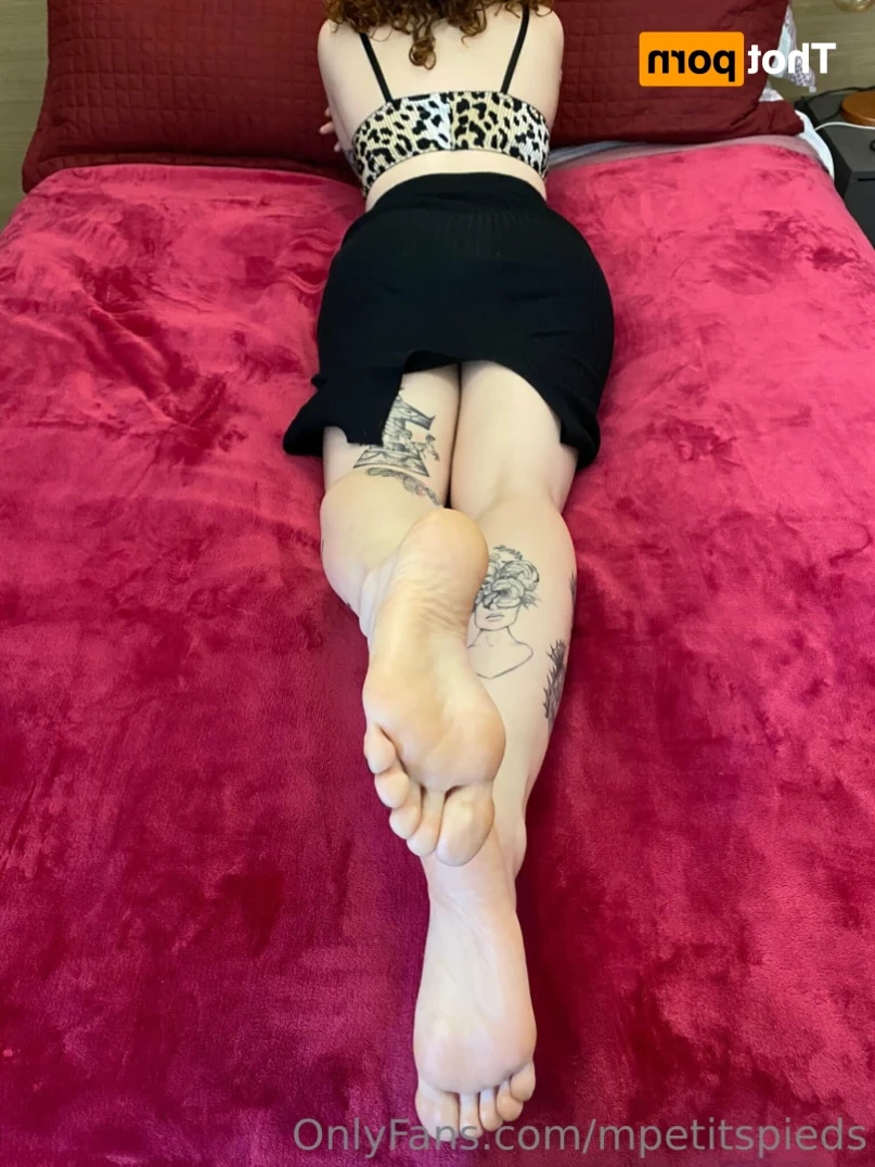 Ana [ mpetitspieds ] Onlyfans leaked photo 15473272 on Hotleaks.tv