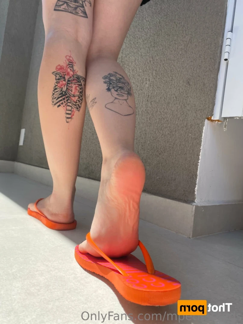 Ana [ mpetitspieds ] Onlyfans leaked photo 16403173 on Hotleaks.tv