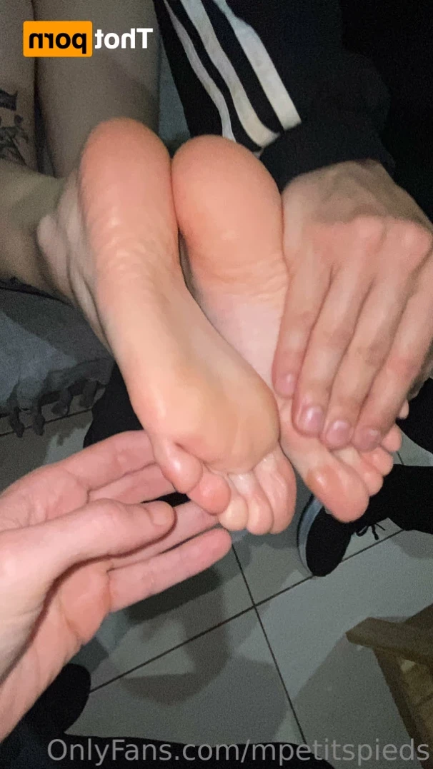Ana [ mpetitspieds ] Onlyfans leaked photo 16403192 on Hotleaks.tv