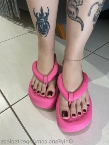 16403200