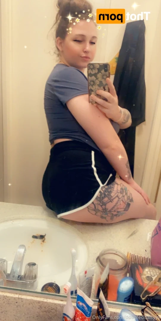 𝔽ℝ𝔼𝔼 ℕ𝕌𝔻𝔼𝕊 😍 [ doubleddaisyyy ] Onlyfans leaked photo 15946237 on Hotleaks.tv