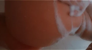 15734890