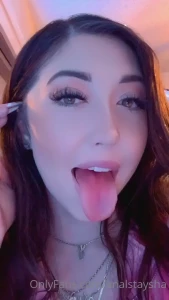 16230308