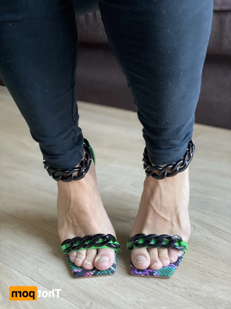laufrenchfeet Onlyfans leaked photo 14242809 on Hotleaks.tv