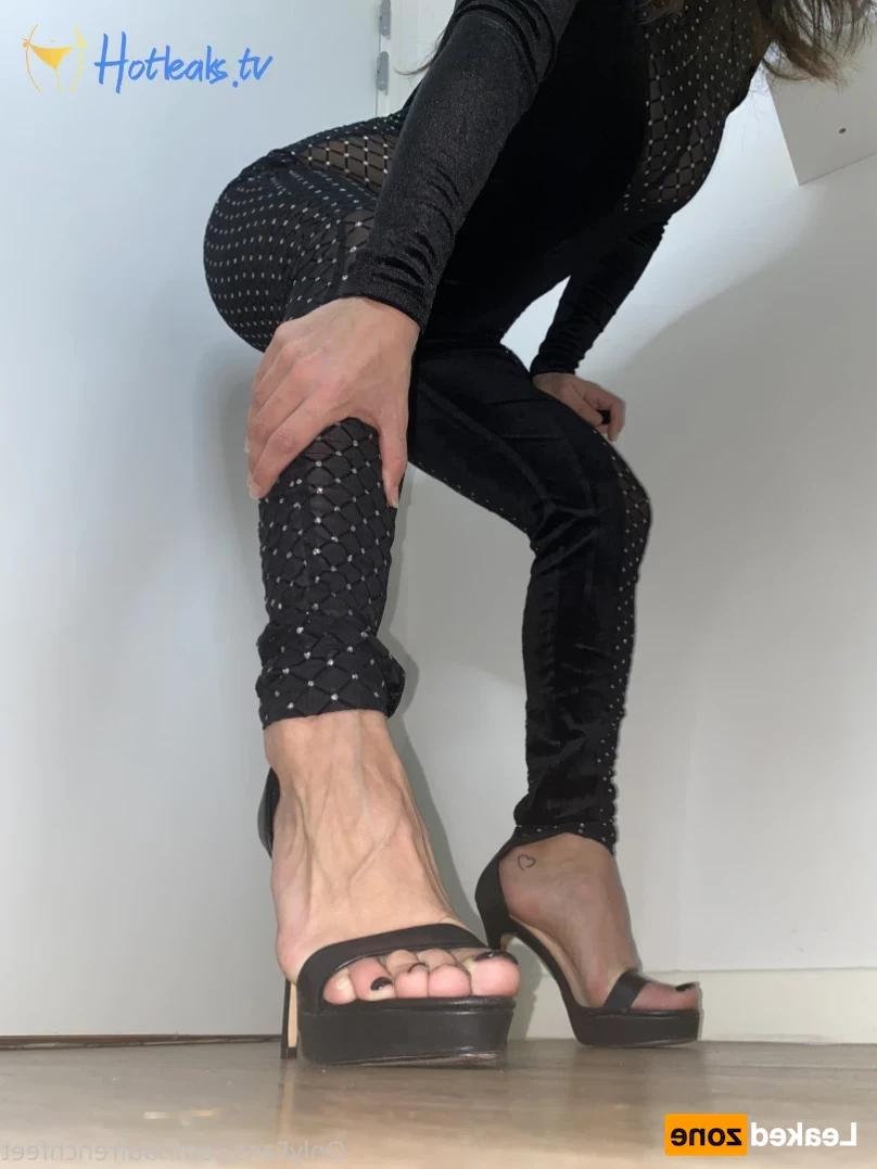 laufrenchfeet Onlyfans leaked photo 15945525 on Hotleaks.tv