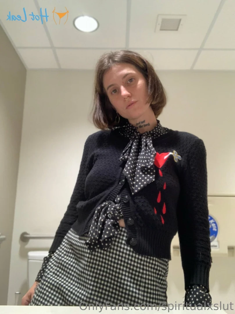 spiritualxslut Onlyfans leaked photo 14116228 on Hotleaks.tv