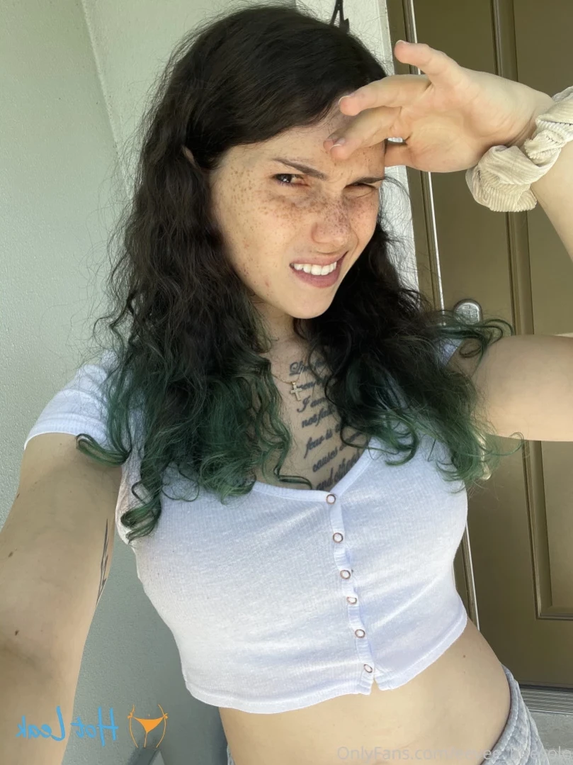 Eevee [ eeveebeesolo ] Onlyfans leaked photo 14516552 on Hotleaks.tv