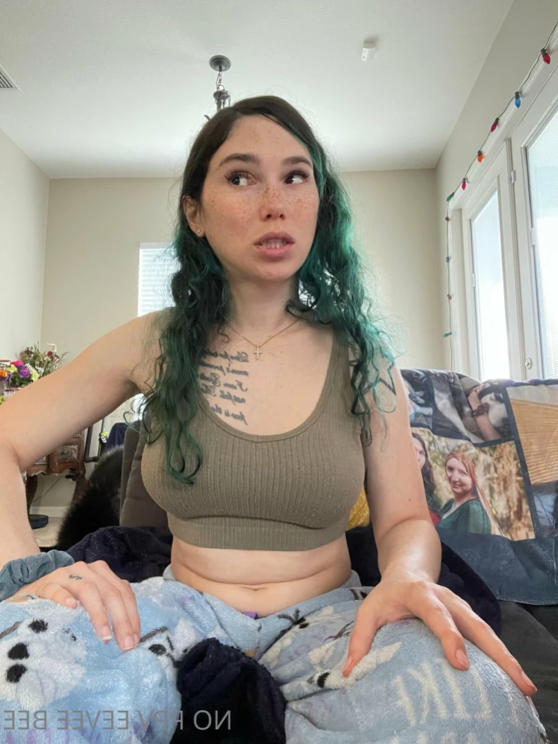 Eevee [ eeveebeesolo ] Onlyfans leaked photo 14860917 on Hotleaks.tv