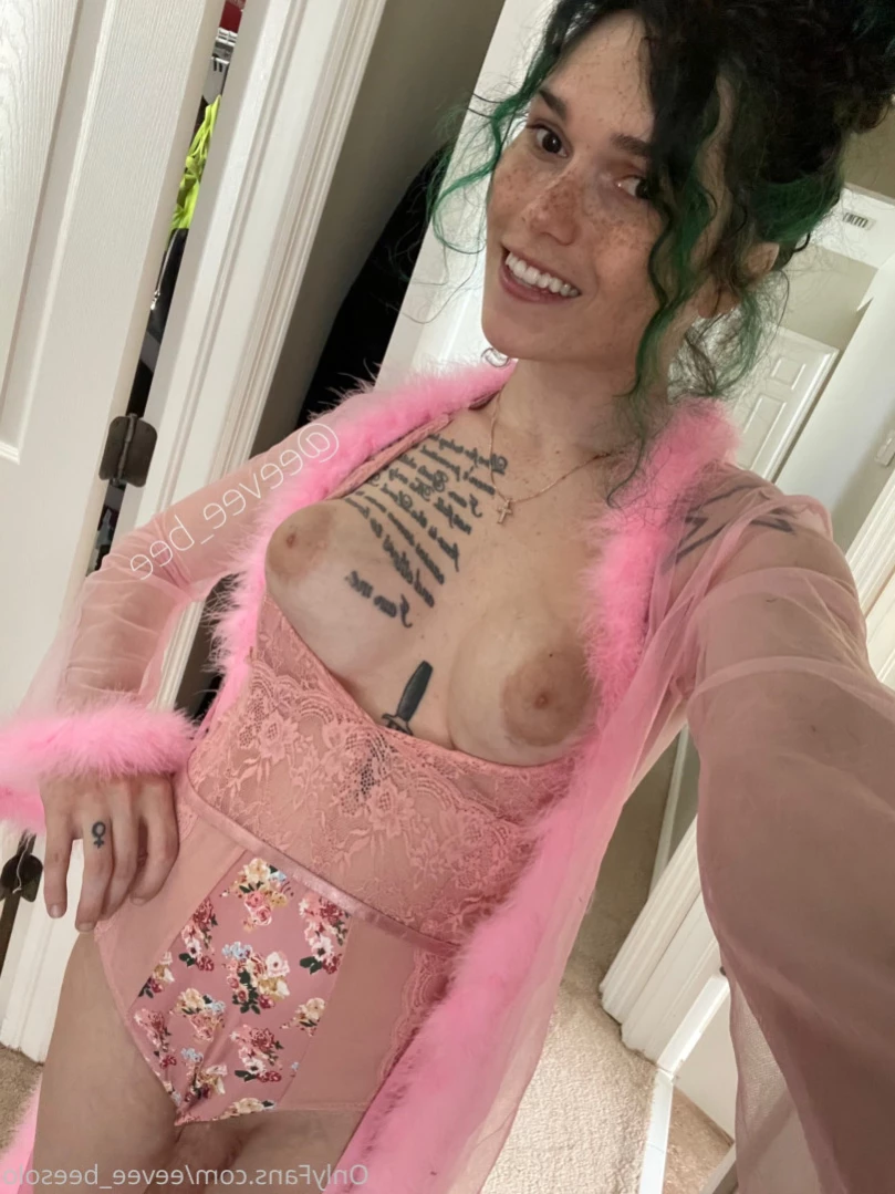 Eevee [ eeveebeesolo ] Onlyfans leaked photo 15119943 on Hotleaks.tv