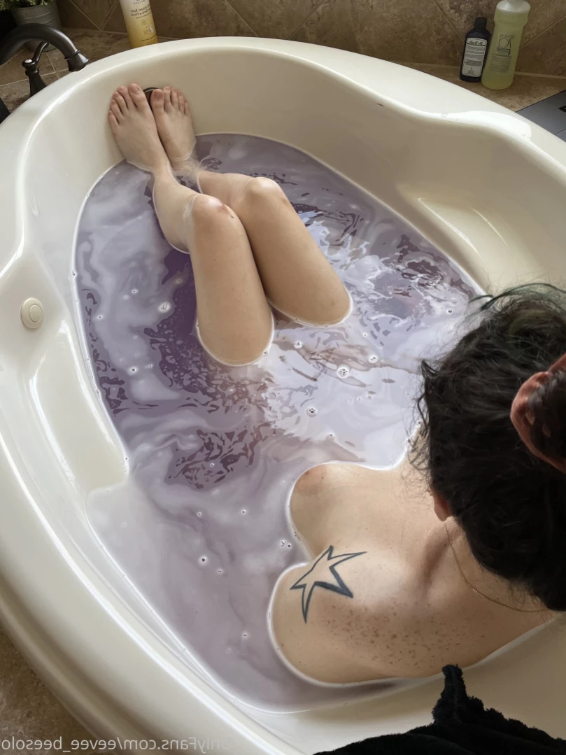 Eevee [ eeveebeesolo ] Onlyfans leaked photo 16119967 on Hotleaks.tv