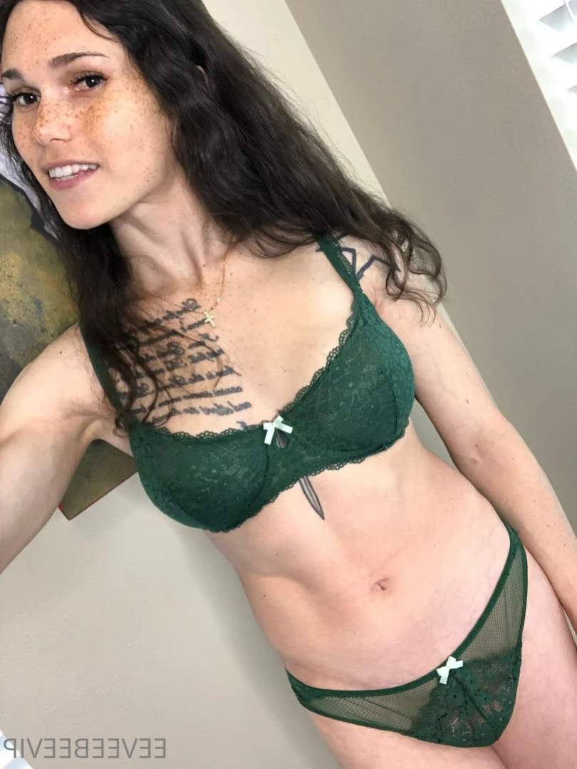 Eevee [ eeveebeesolo ] Onlyfans leaked photo 16280039 on Hotleaks.tv