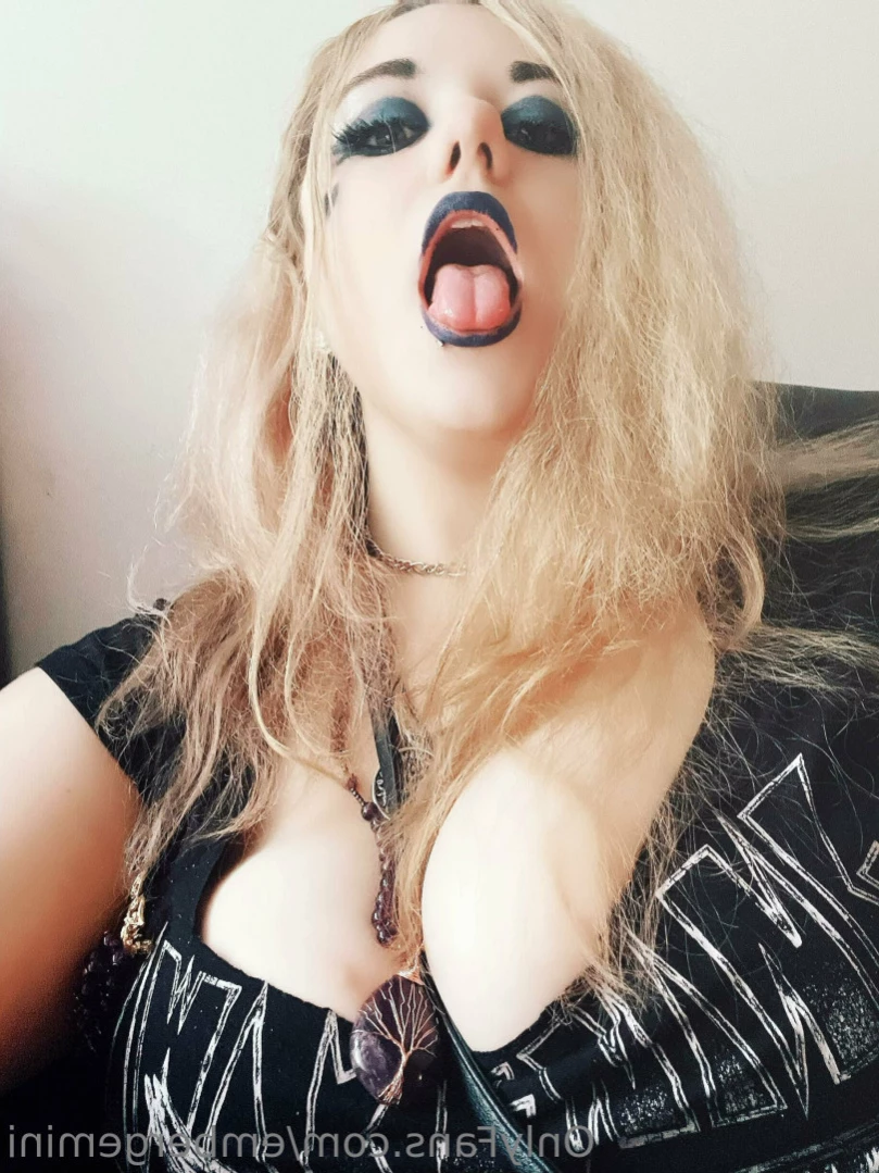 Ember Gemini [ embergemini ] Onlyfans leaked photo 11568940 on Hotleaks.tv