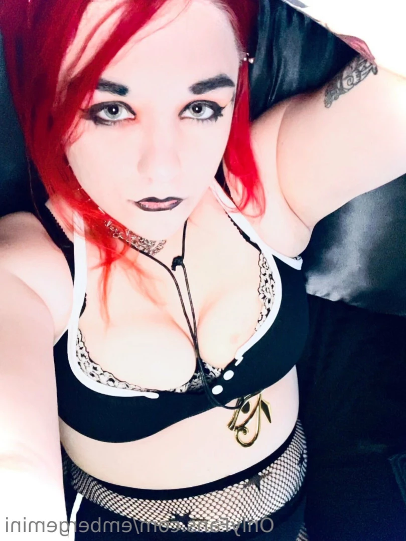 Ember Gemini [ embergemini ] Onlyfans leaked photo 13610264 on Hotleaks.tv