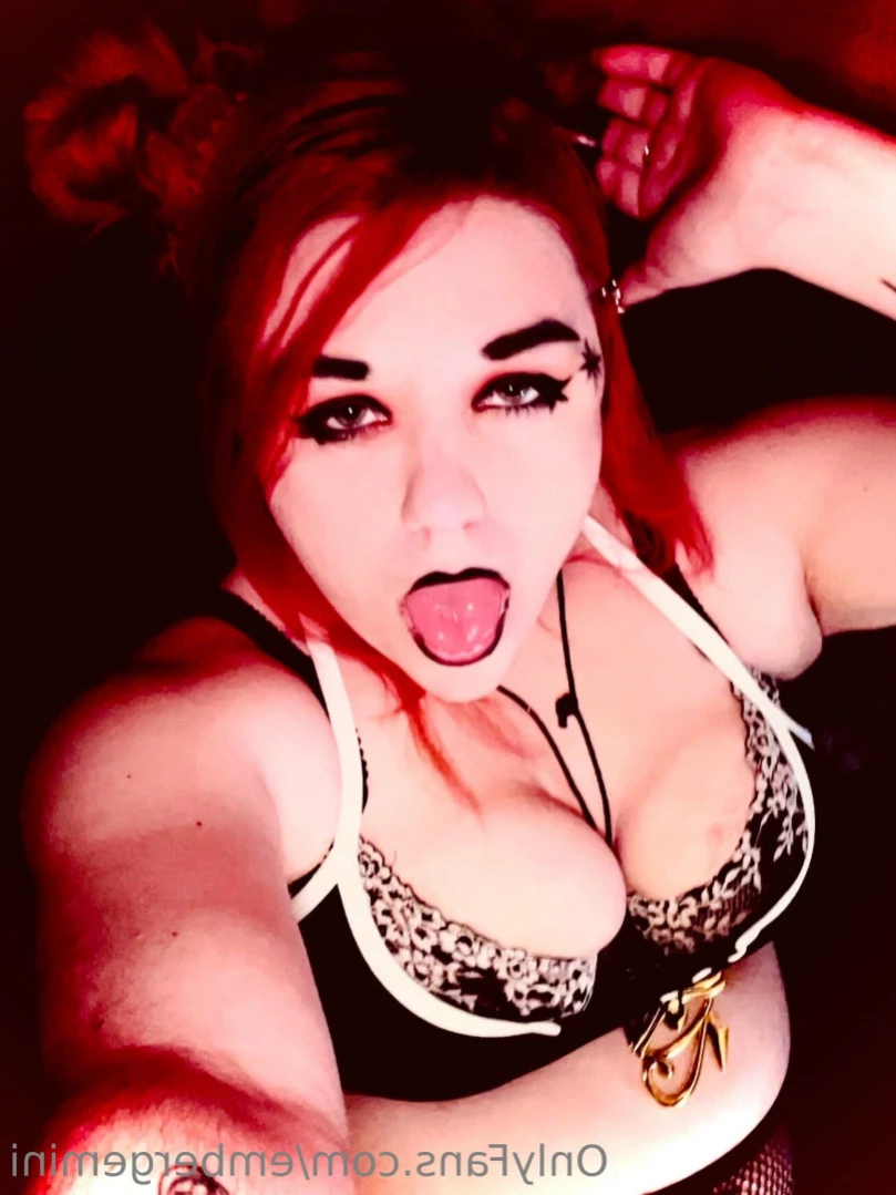 Ember Gemini [ embergemini ] Onlyfans leaked photo 13610299 on Hotleaks.tv