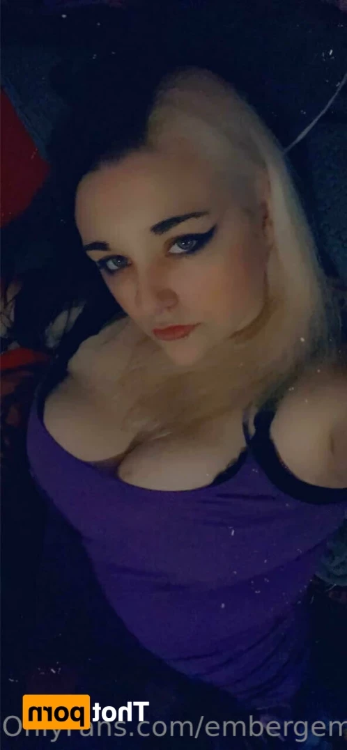 Ember Gemini [ embergemini ] Onlyfans leaked photo 13610484 on Hotleaks.tv