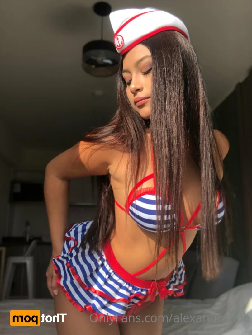 Ale [ alexandraboo ] Onlyfans leaked photo 12811940 on Hotleaks.tv