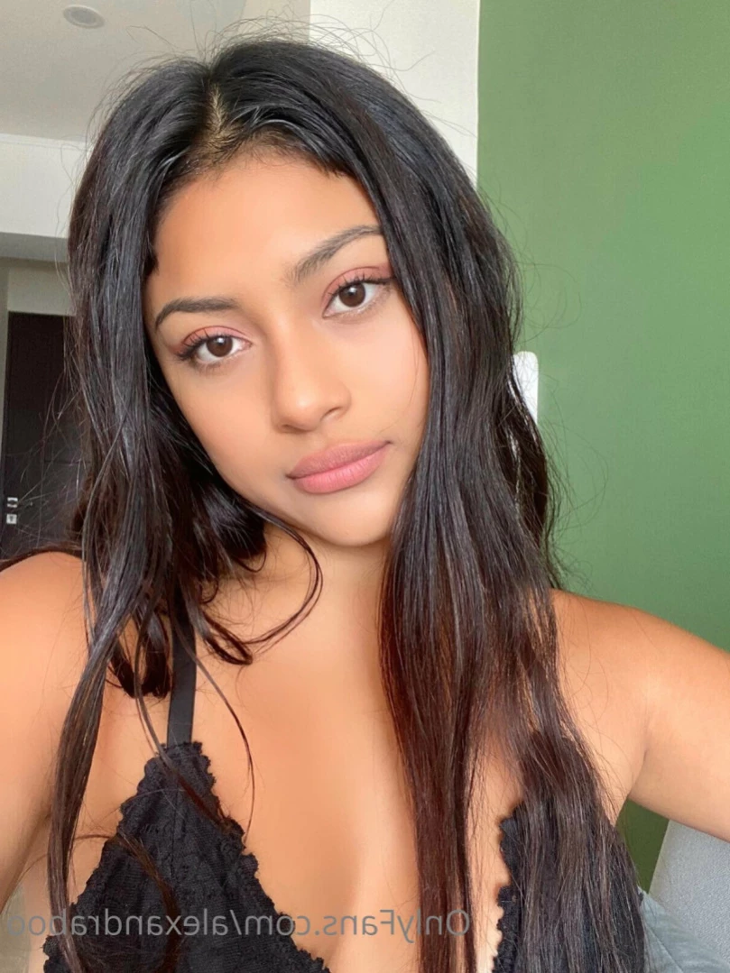 Ale [ alexandraboo ] Onlyfans leaked photo 16369357 on Hotleaks.tv