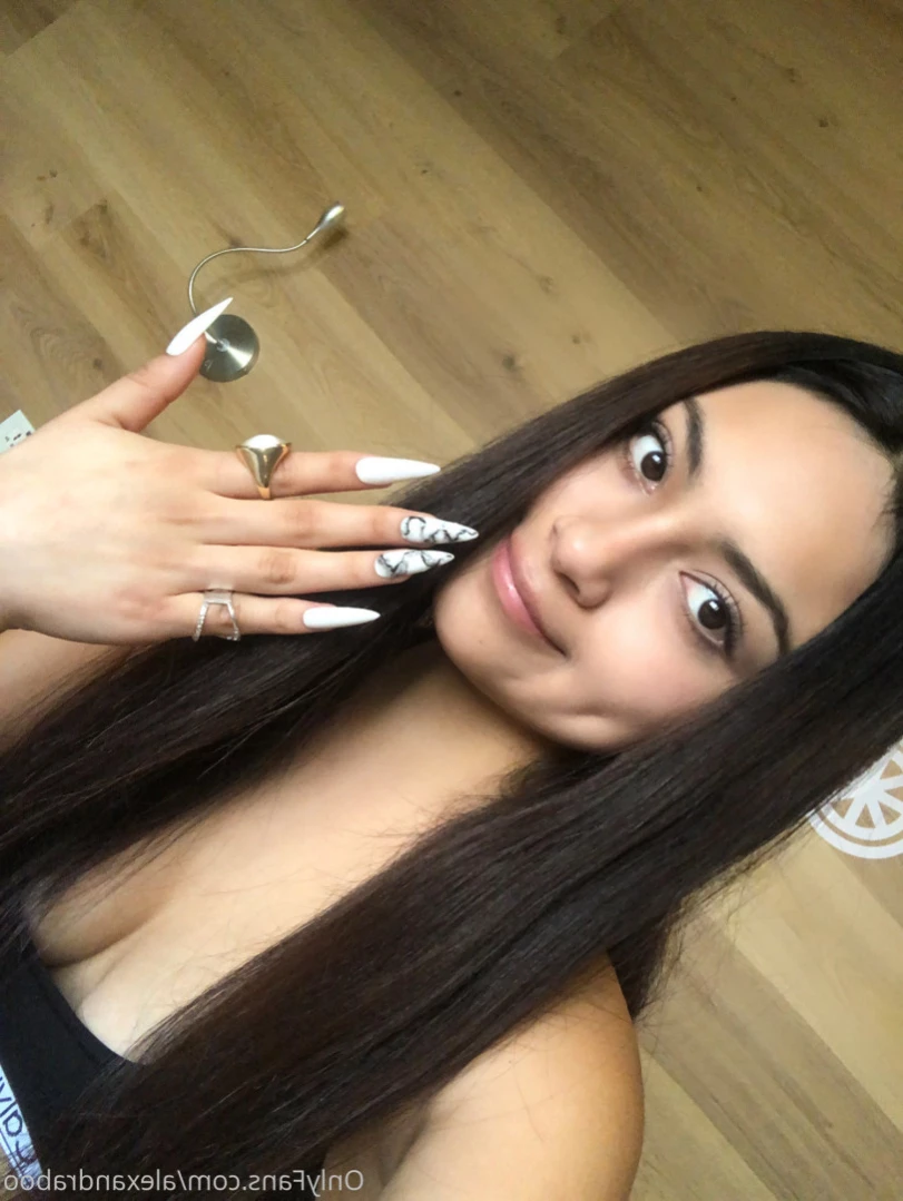 Ale [ alexandraboo ] Onlyfans leaked photo 16369373 on Hotleaks.tv