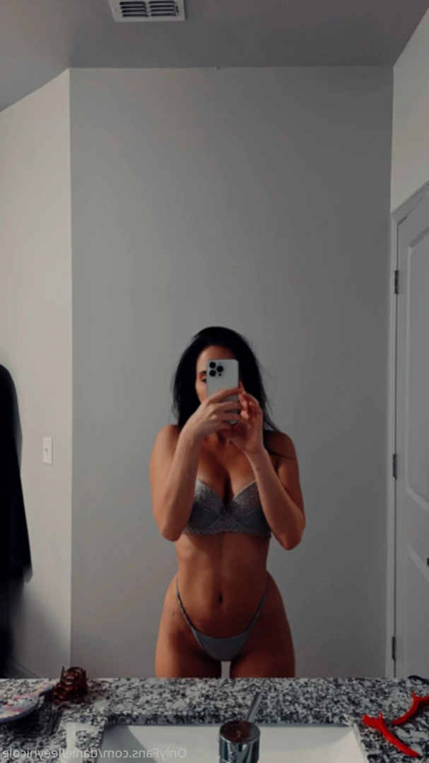 DanielleNicole [ danielleeynicole ] Onlyfans leaked photo 14079135 on Hotleaks.tv