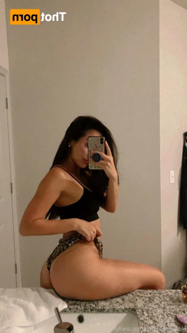 DanielleNicole [ danielleeynicole ] Onlyfans leaked photo 14079314 on Hotleaks.tv
