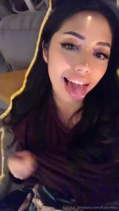 robin mae [ robinmae ] Onlyfans leaked video 1729486 on Hotleaks.tv
