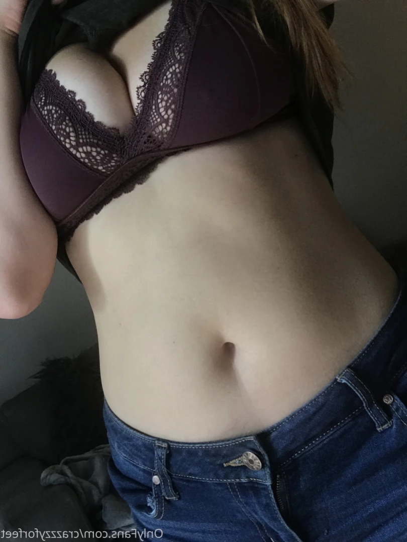 crazyforfeet [ crazzzyforfeet ] Onlyfans leaked photo 15914013 on Hotleaks.tv