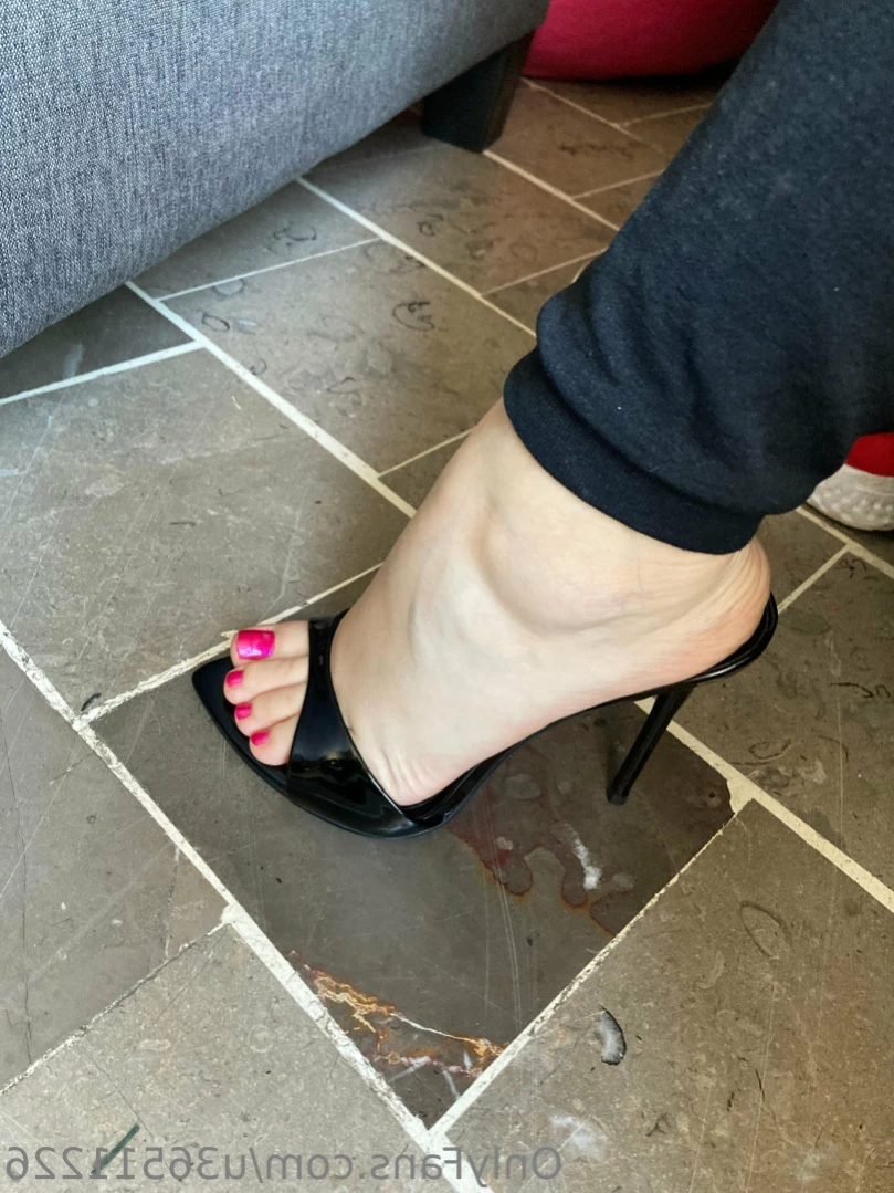 Sexyheelshot [ u36511226 ] Onlyfans leaked photo 12347437 on Hotleaks.tv