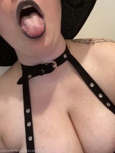 16167400